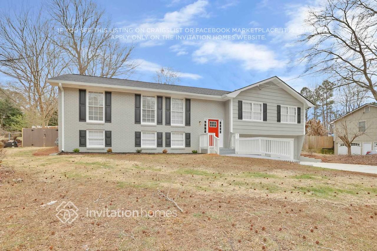 2082 Cezar Dr Nw - Photo 4 of 24