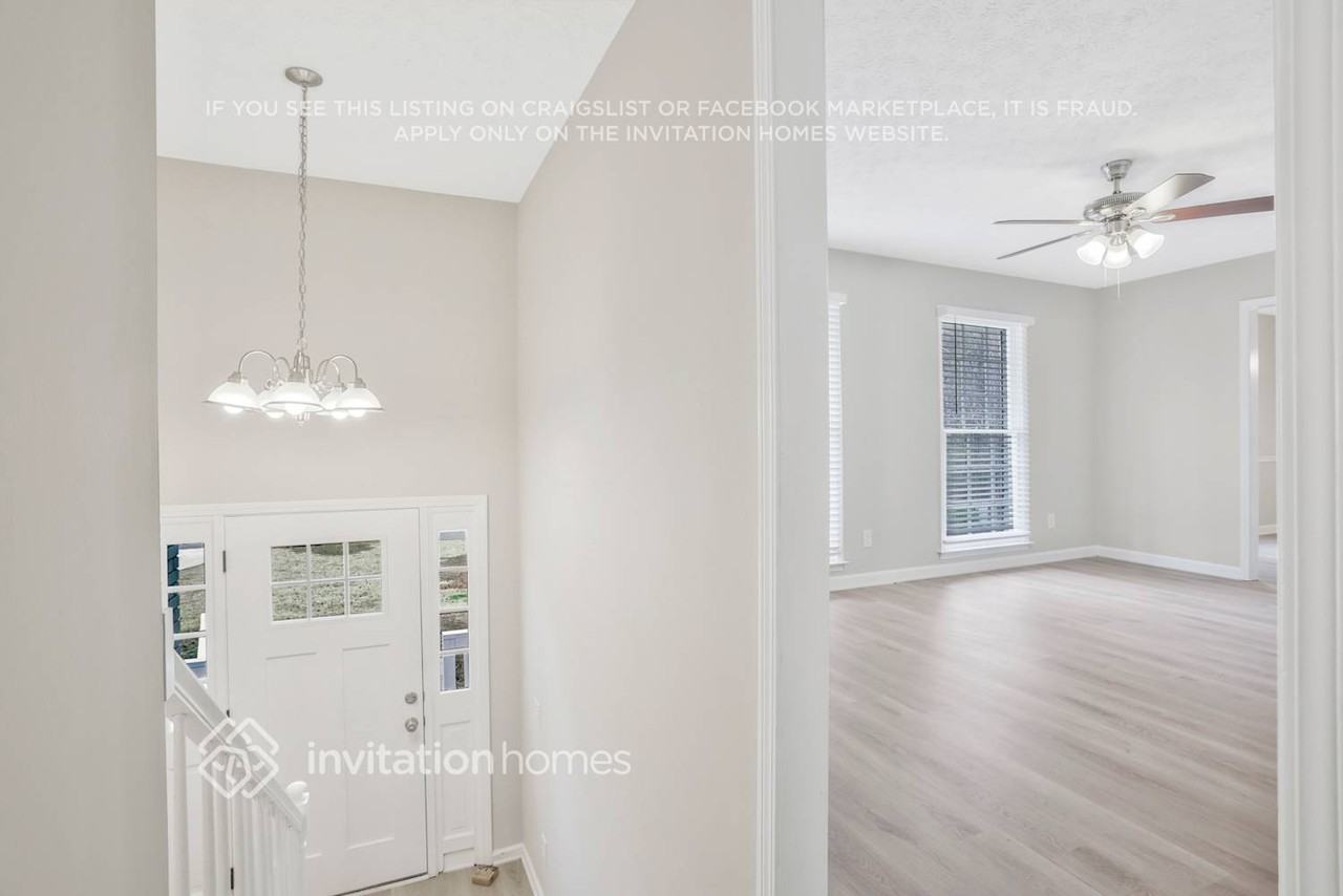 2082 Cezar Dr Nw - Photo 5 of 24