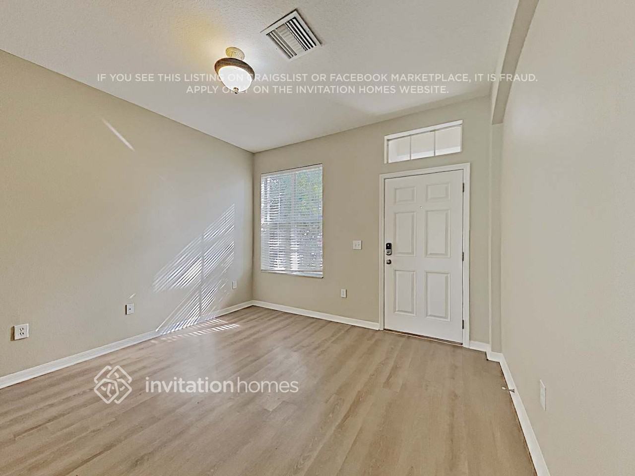 8211 Crescent Moon Dr - Photo 5 of 26