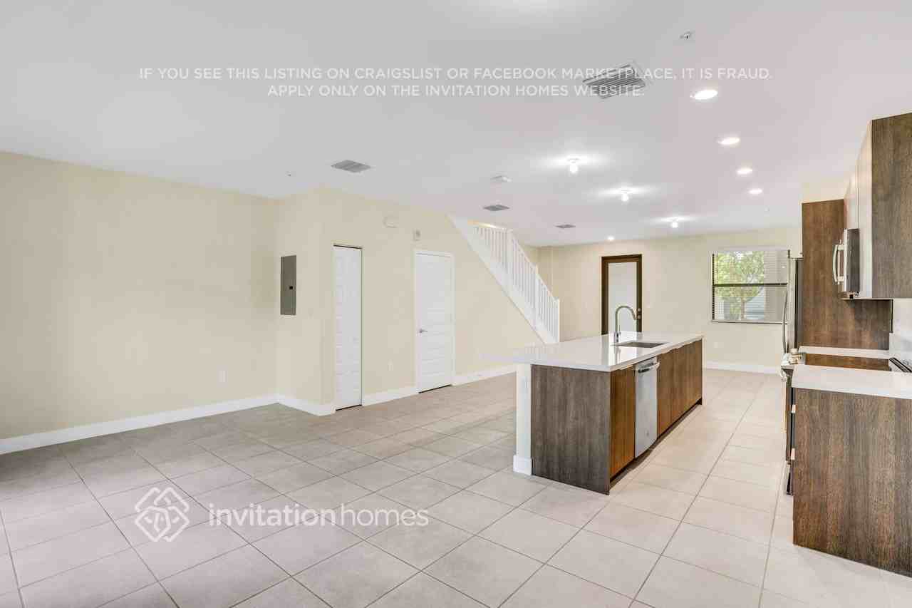 10437 Nwst #09 - Photo 7 of 25