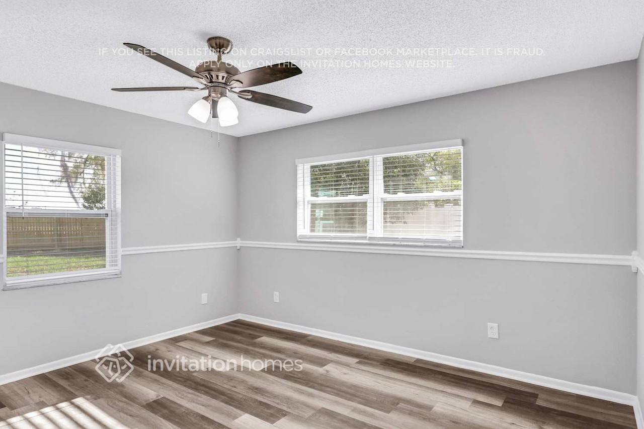 4457 Chamber Ct - Photo 6 of 28