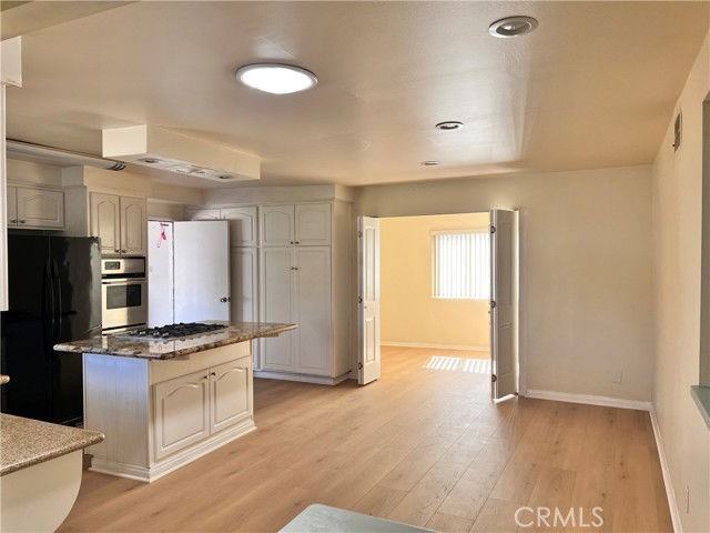 10961 Key West Ave - Photo 2 of 8