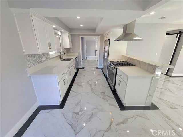 17148 Escalon Dr - Photo 5 of 8