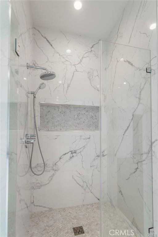 5537 Vanalden Ave - Photo 4 of 8