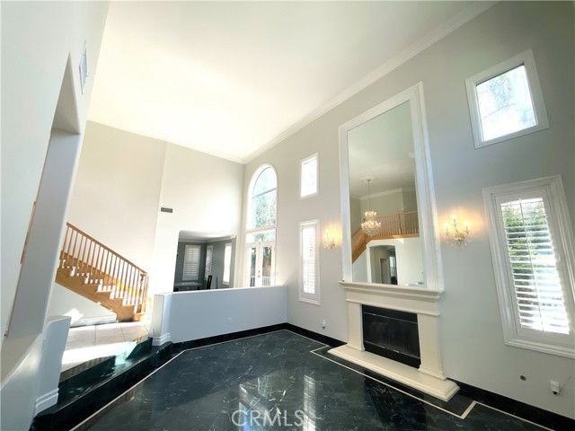 7248 Whitehall Ln - Photo 6 of 8