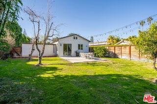 5202 Topeka Dr - Photo 6 of 8