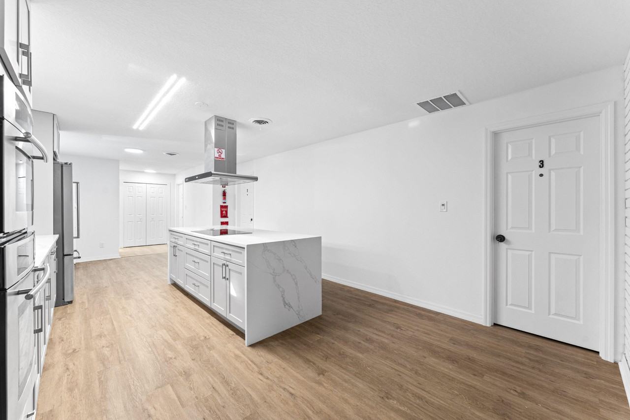 Dawson Ave - Photo 2 of 31