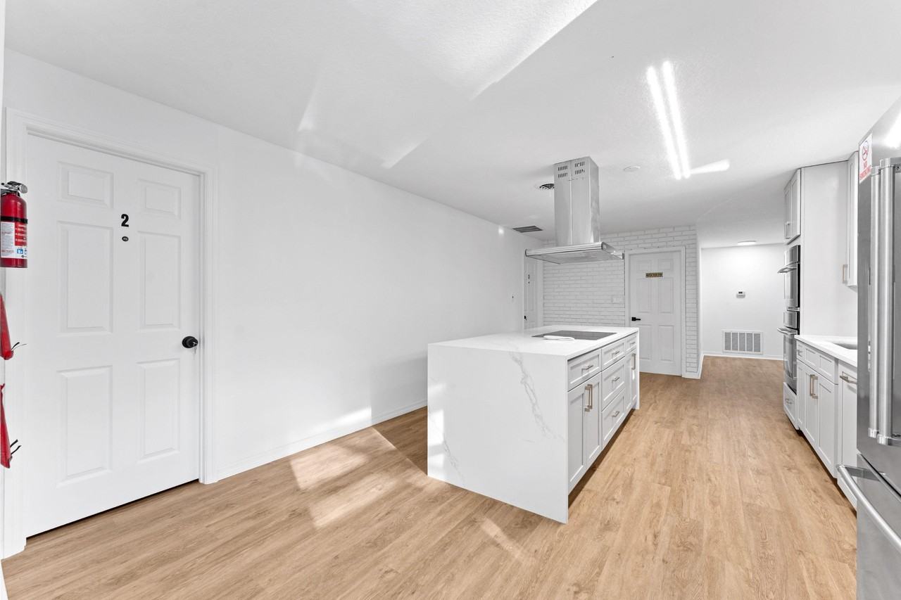 Dawson Ave - Photo 6 of 31