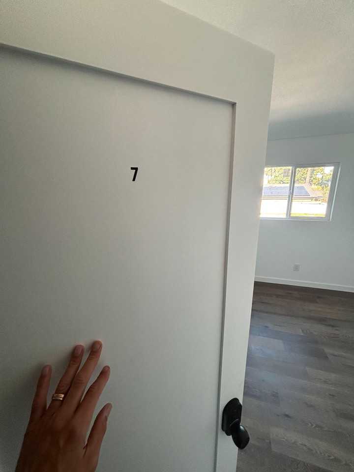 S Rimpau Blvd - Photo 7 of 7