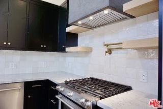 2668 Greenfield Ave - Photo 6 of 8