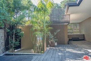 8895 Appian Way - Photo 3 of 8