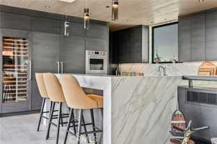 405 26th St - Photo 1 of 1