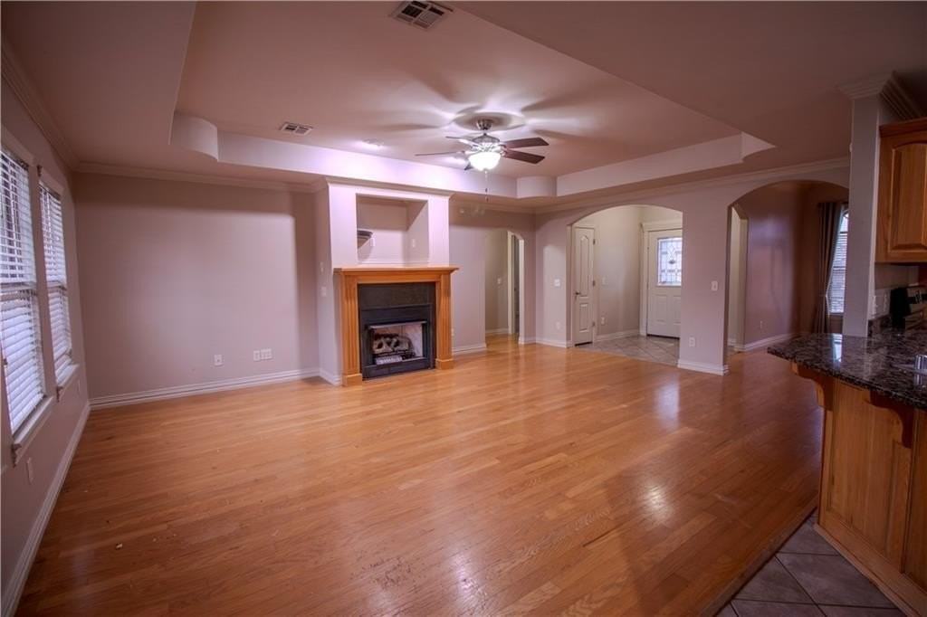 202 Dawn Dr - Photo 6 of 40