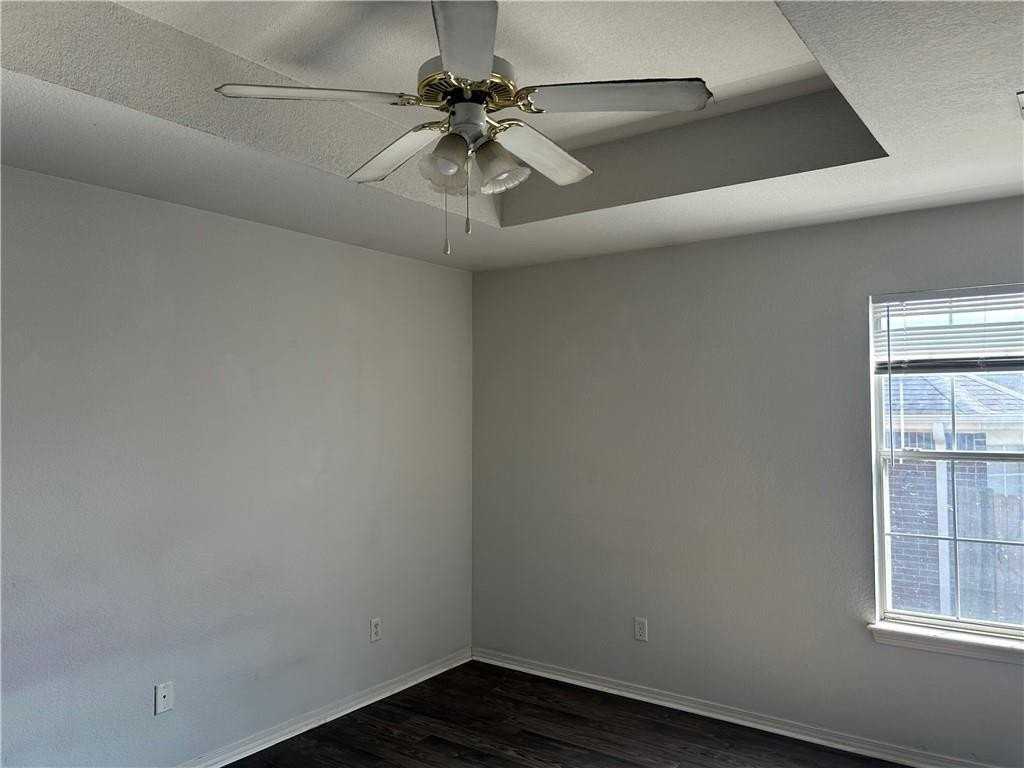 1239 S China Berry Ln - Photo 5 of 15