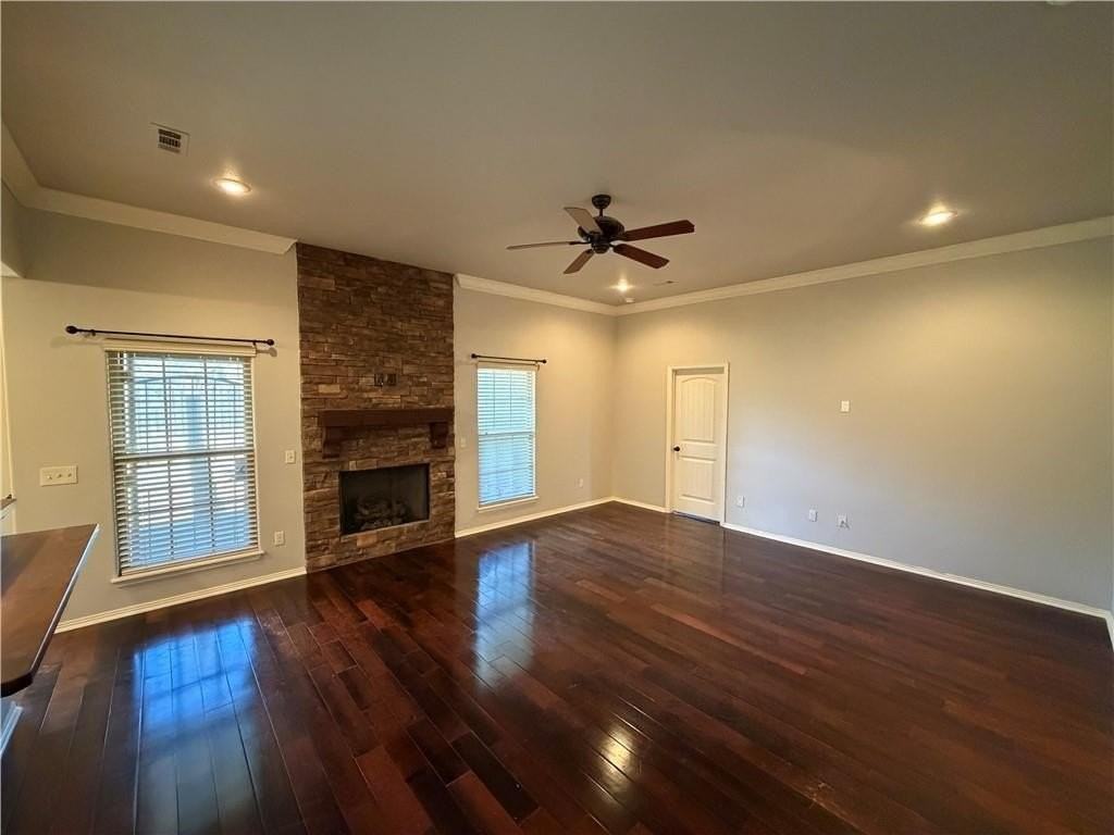 3302 Sw Briar Creek Ave - Photo 4 of 25