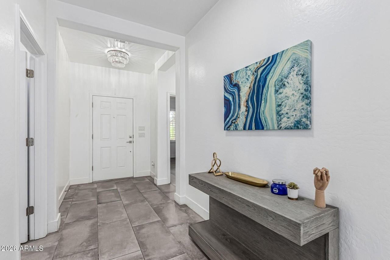 3777 E Vallejo Dr - Photo 3 of 30