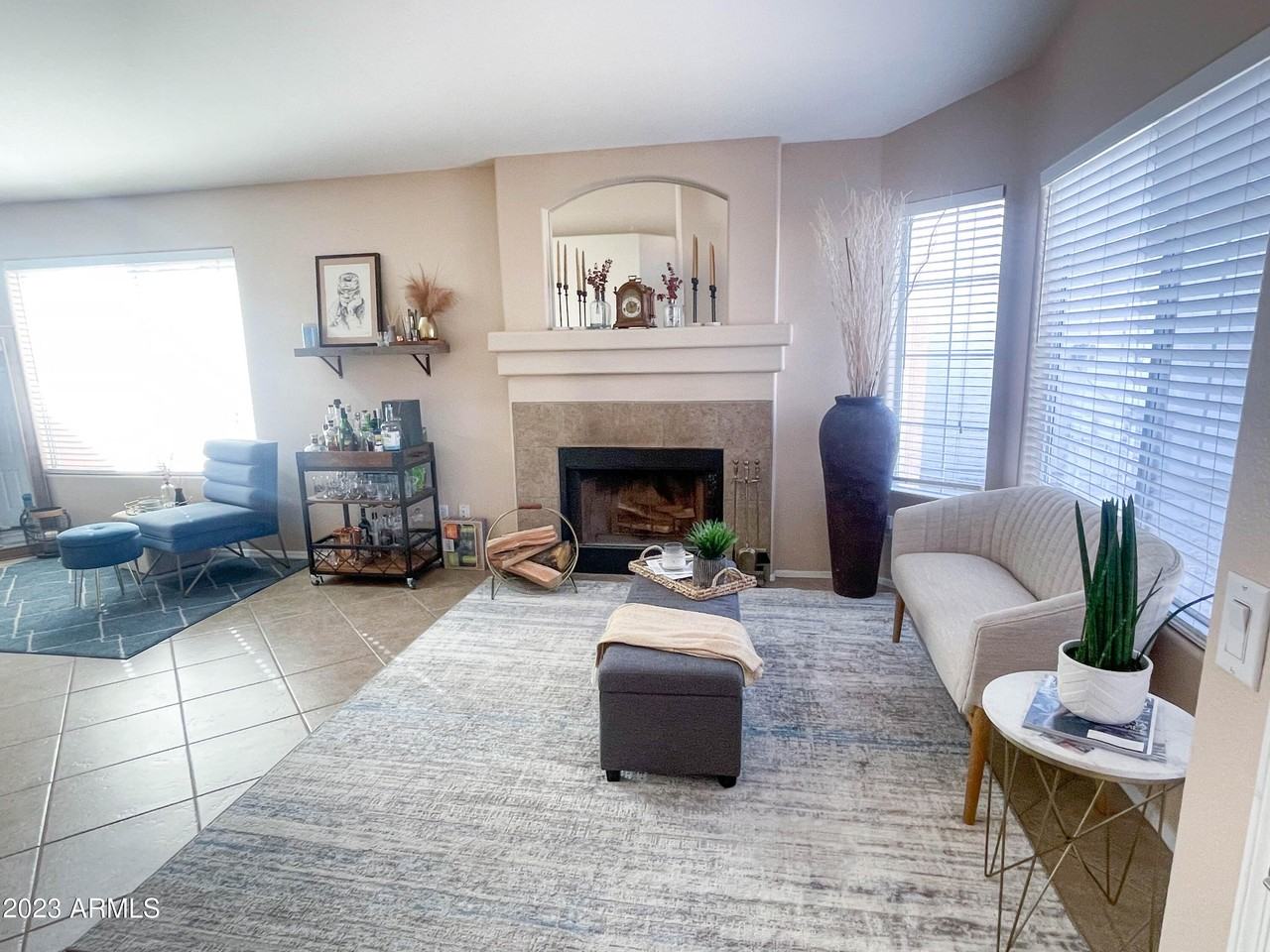 1077 W Olive Ave - Photo 4 of 42