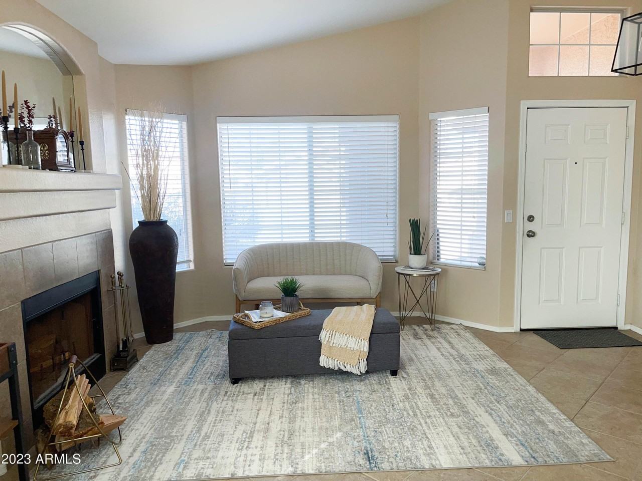 1077 W Olive Ave - Photo 5 of 42