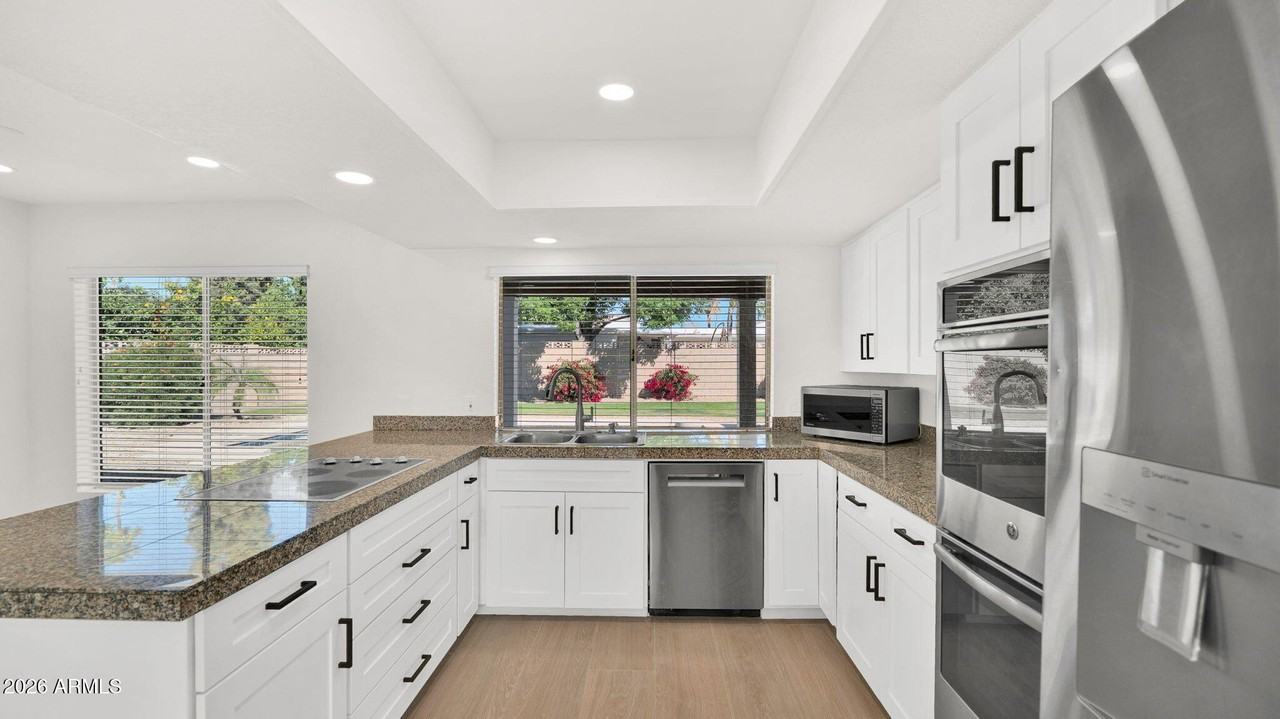 8108 E Del Joya Dr - Photo 6 of 50