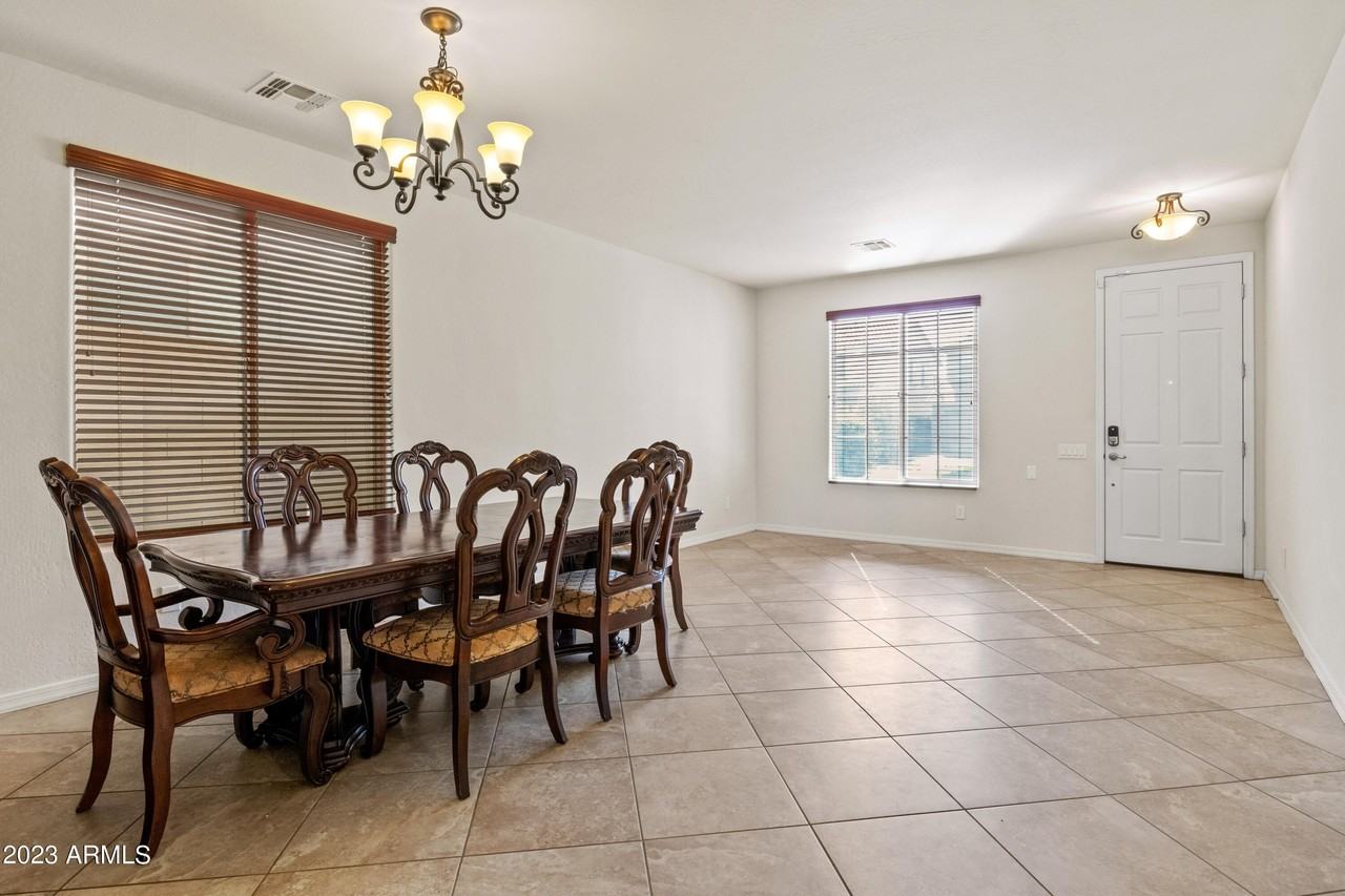 5224 W Bent Tree Dr - Photo 4 of 42