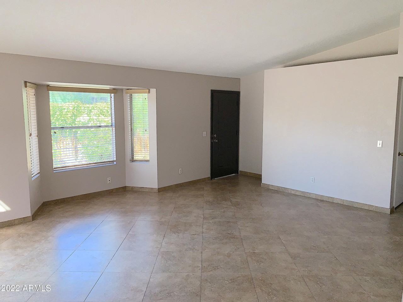 19842 N 9th St - Photo 3 of 22