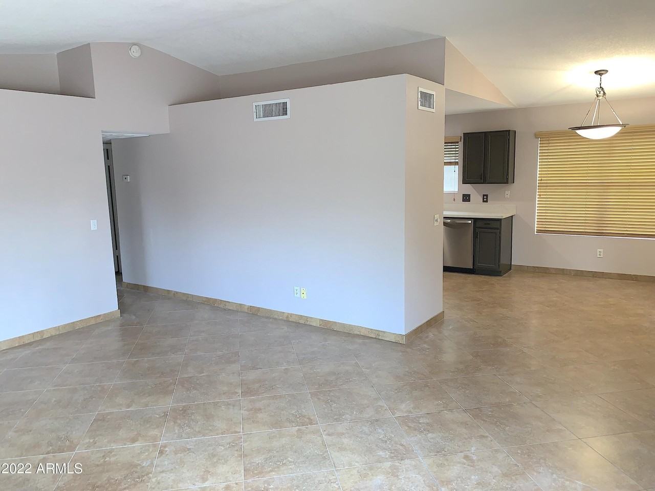 19842 N 9th St - Photo 4 of 22