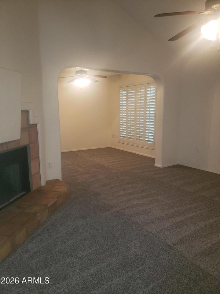 1141 N Sicily Dr - Photo 3 of 12