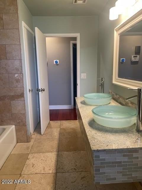 8425 E Bonita Dr - Photo 6 of 35