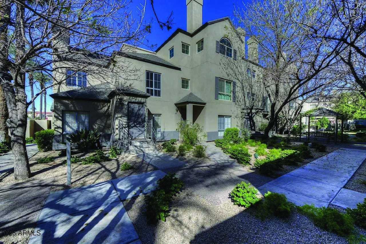 100 E Fillmore St Unit 201