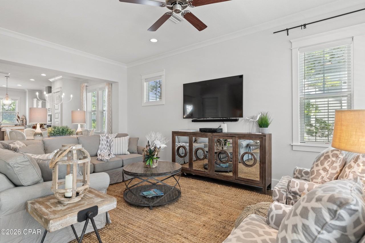 134 Grande Pointe Dr - Photo 3 of 49