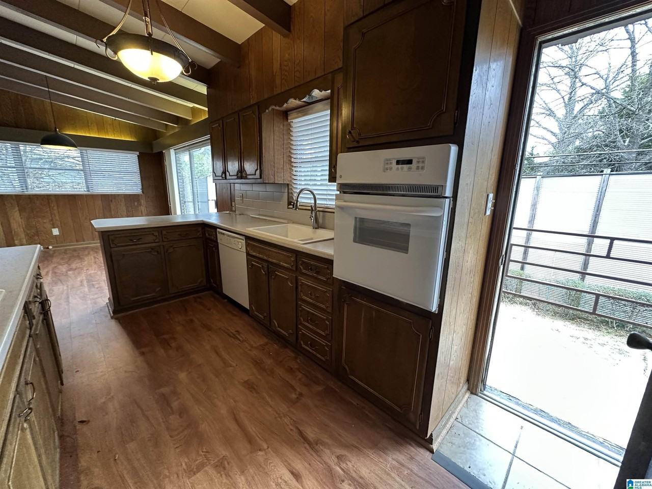 1834 Montclaire Ln #C - Photo 5 of 15