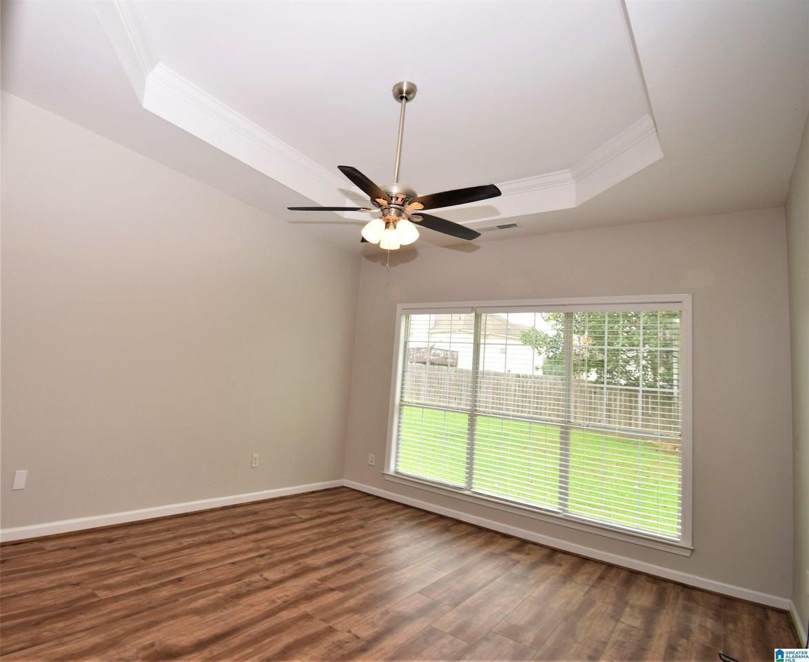 404 Bentmoor Way - Photo 6 of 12