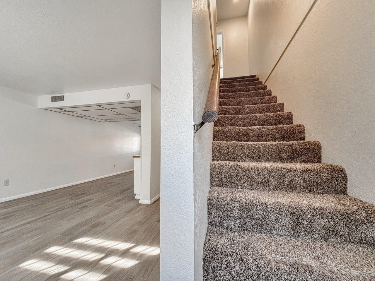 40215 Harris Ln - Photo 7 of 16