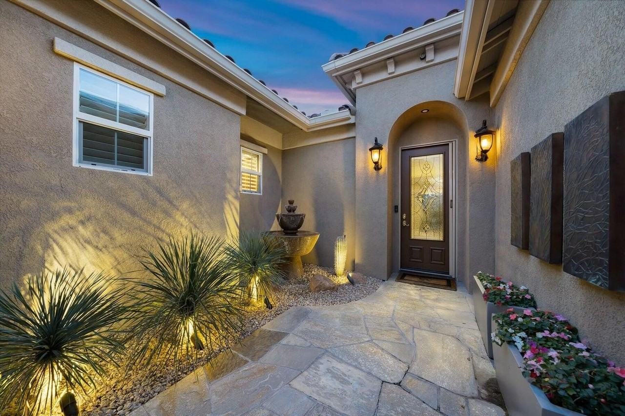 3 Pyramid Lake Ct - Photo 5 of 41