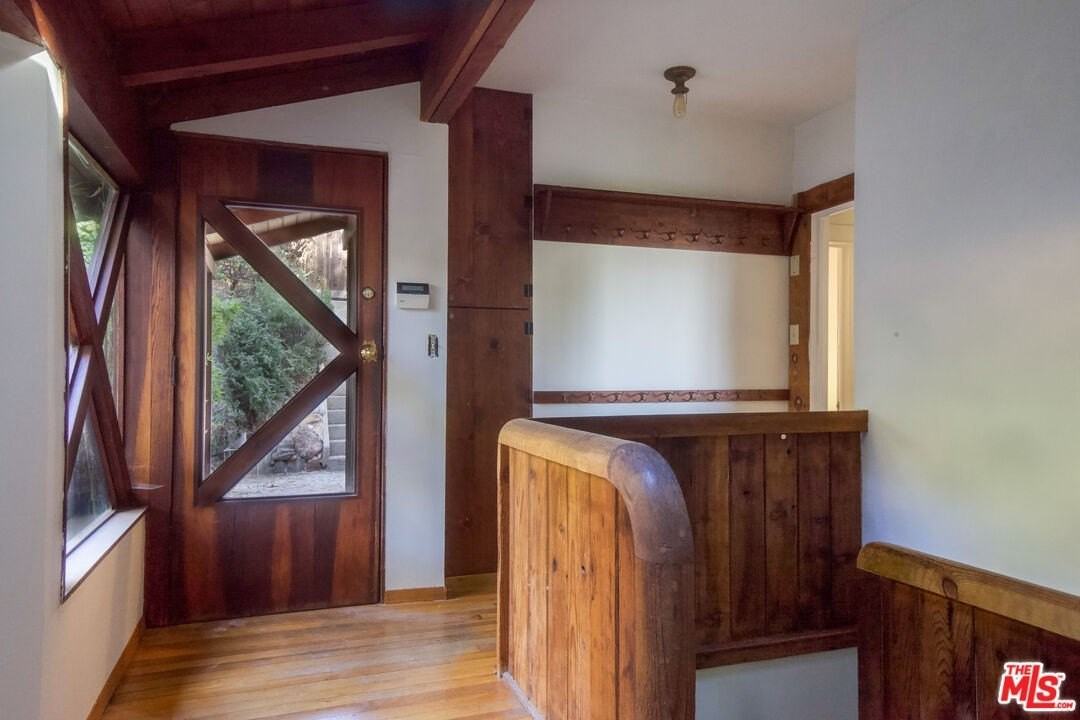 460 W Avenue 46 - Photo 2 of 18