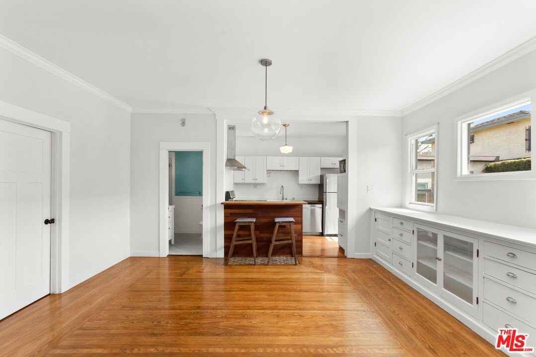 123 Ellita Pl - Photo 6 of 28