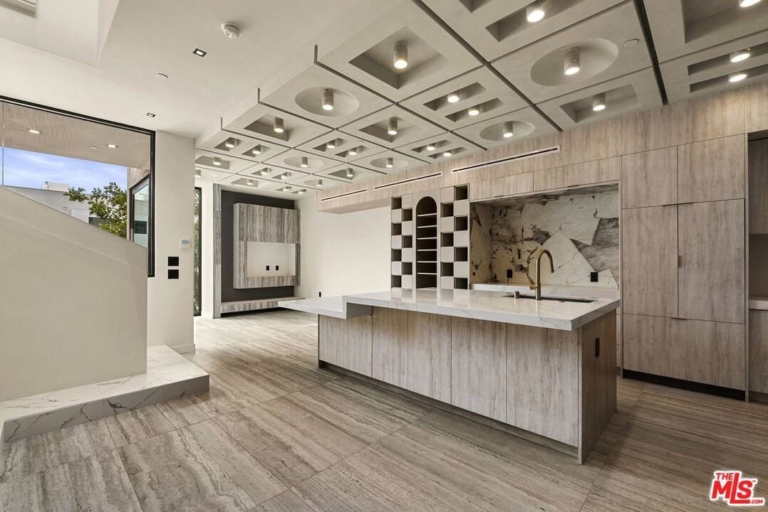 1021 N Ogden Dr Apt 6 - Photo 2 of 41