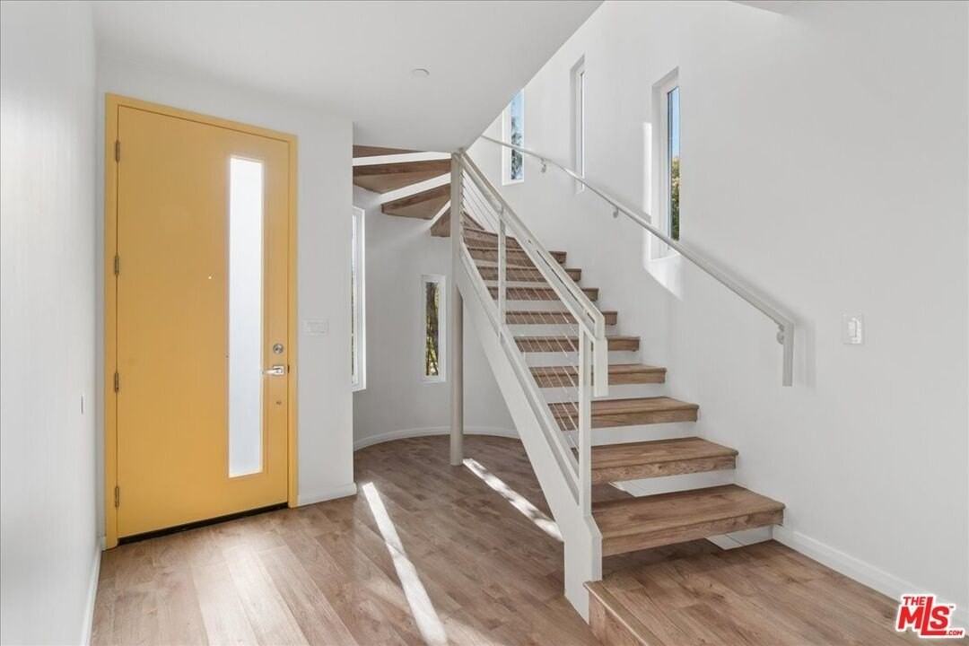 4238 Jasmine Ave - Photo 4 of 24