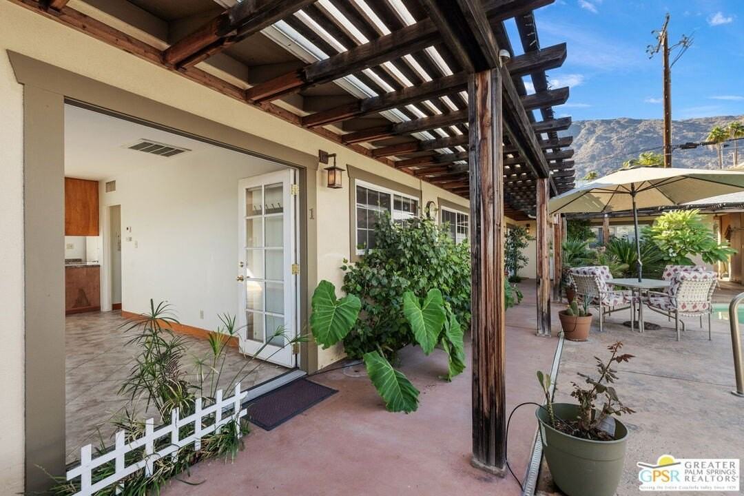 587 S Calle Ajo Apt 1 - Photo 2 of 30