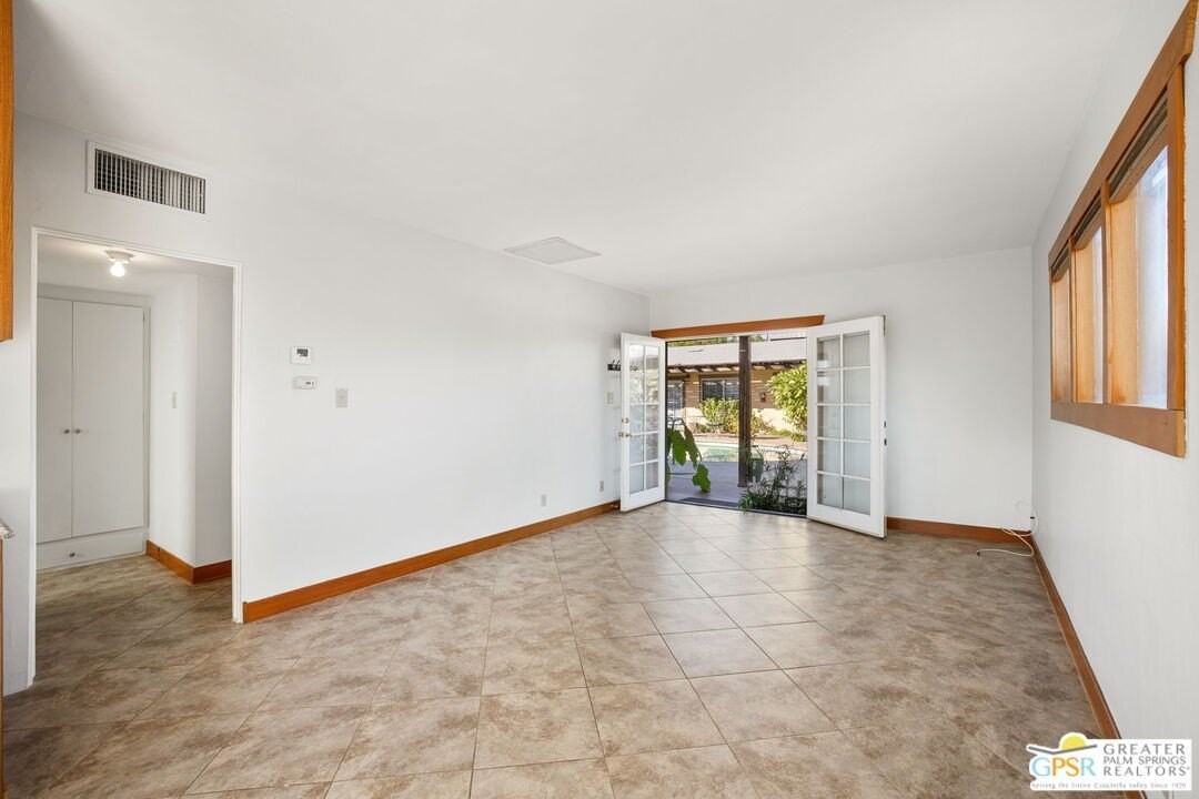 587 S Calle Ajo Apt 1 - Photo 6 of 30