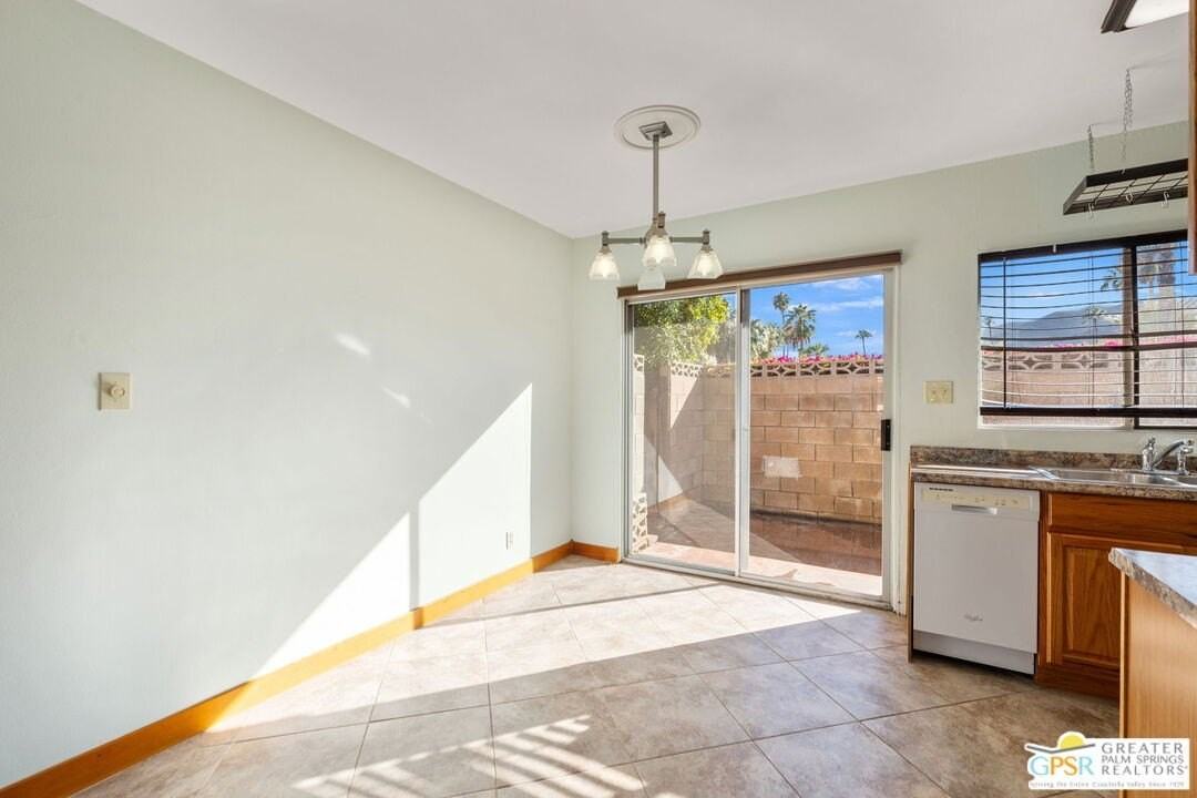 587 S Calle Ajo Apt 1 - Photo 7 of 30