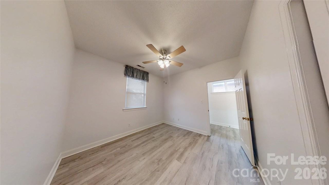 6299 Pansy Trl - Photo 5 of 33