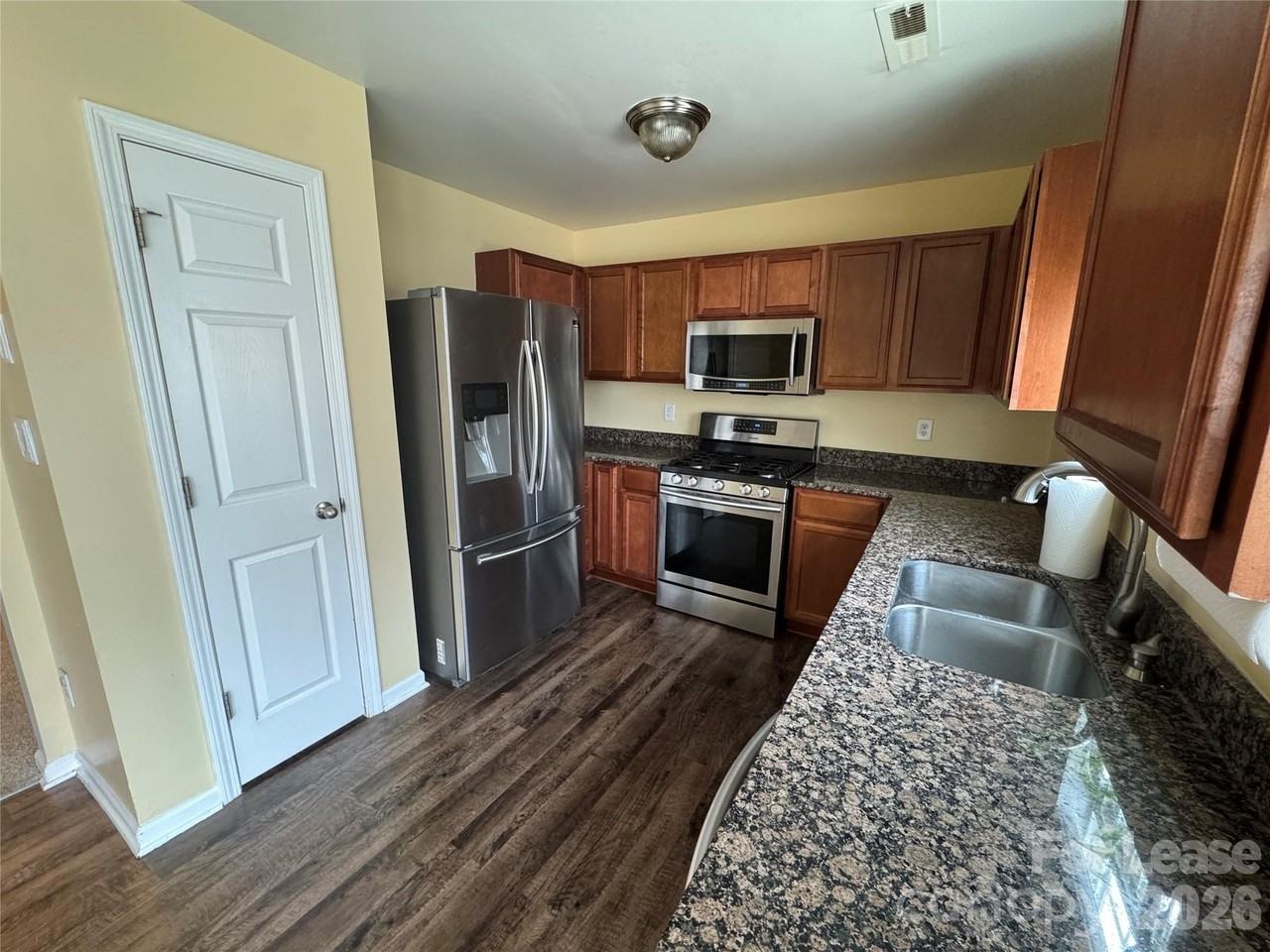 11251 Joe Morrison Ln - Photo 6 of 12