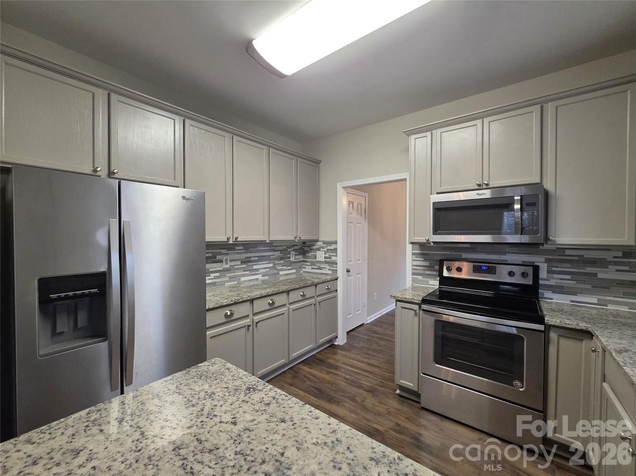 2023 Heywood Ave - Photo 6 of 19