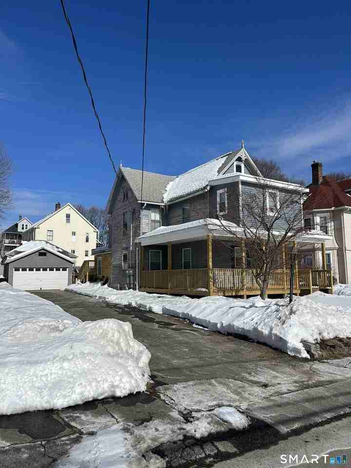 54 Forest St Unit 2 - Photo 2 of 36