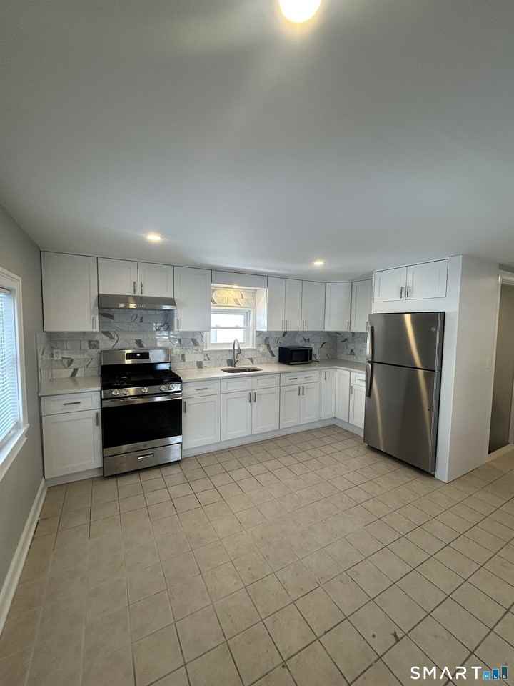 54 Forest St Unit 2 - Photo 5 of 36