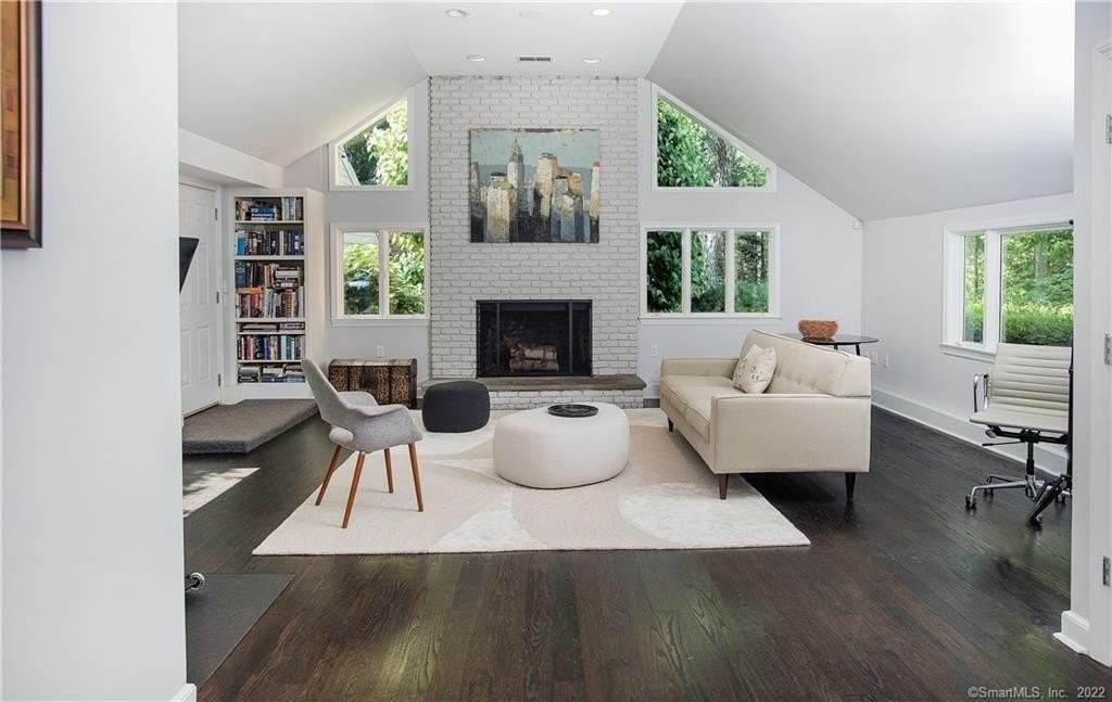 117 Tobys Ln - Photo 5 of 31