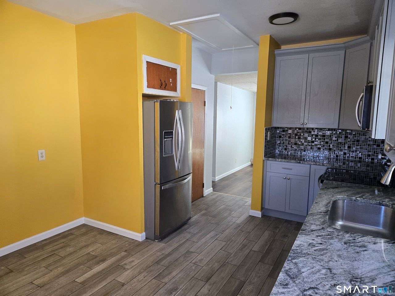 126 Sherman Ave Unit 2 - Photo 3 of 8