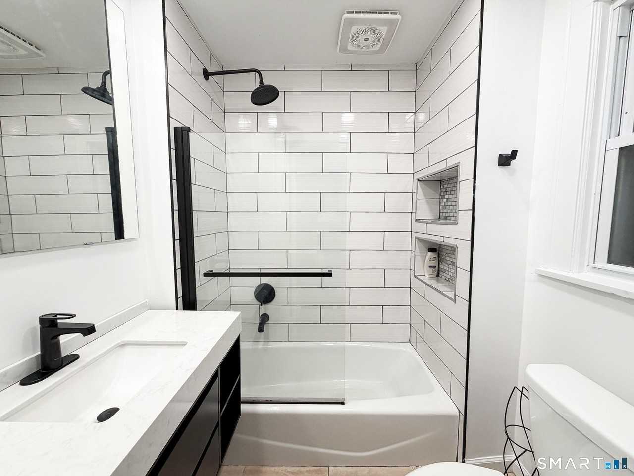 23 Wiklund Ave - Photo 5 of 15