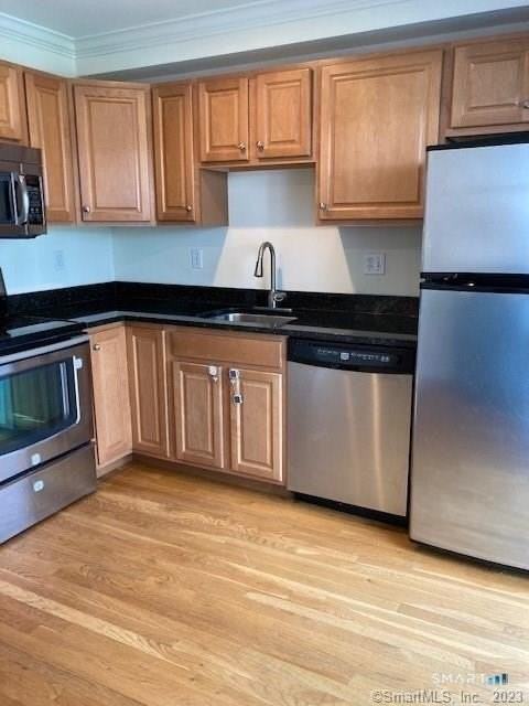 85 Camp Ave Apt 14j - Photo 6 of 19